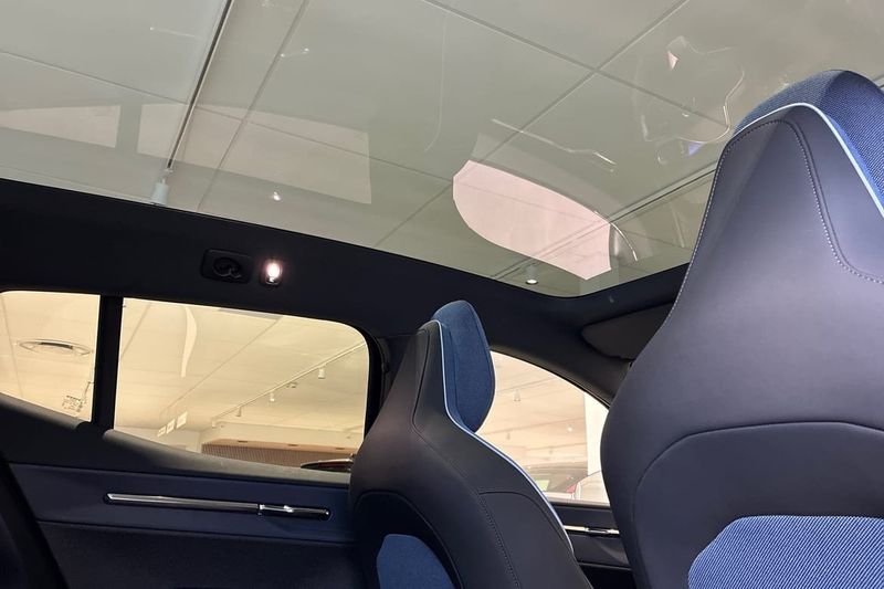 Volvo EX30 bild 17