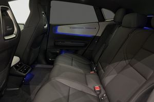 Polestar 4 bild 12