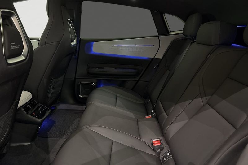 Polestar 4 bild 12
