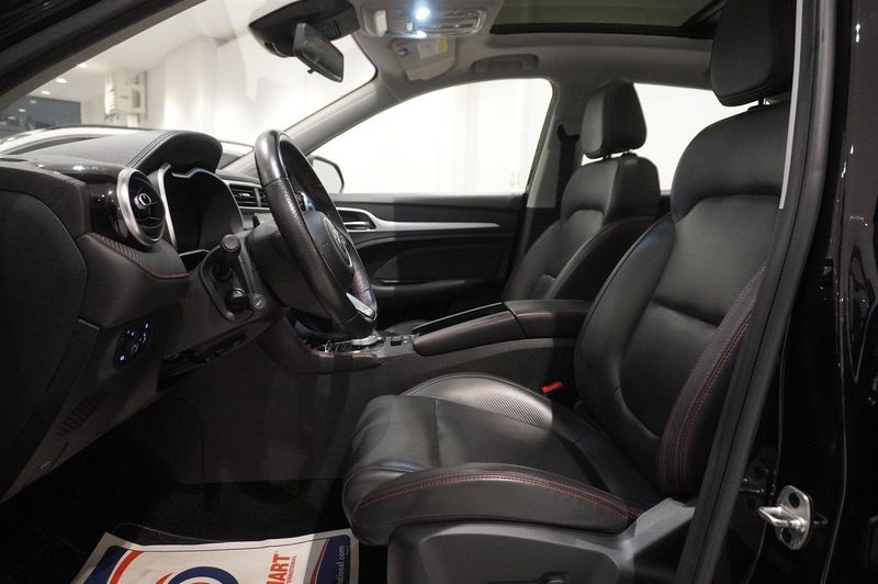 MG ZS EV bild 6