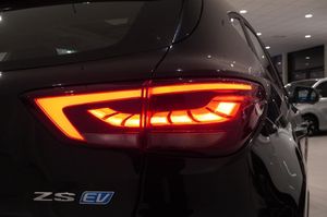 MG ZS EV bild 12