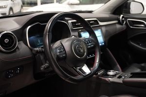 MG ZS EV bild 2