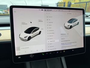 Tesla Model 3 bild 26