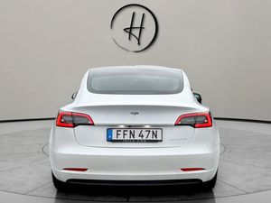Tesla Model 3 bild 4