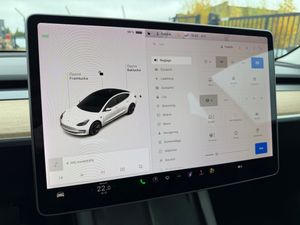Tesla Model 3 bild 18