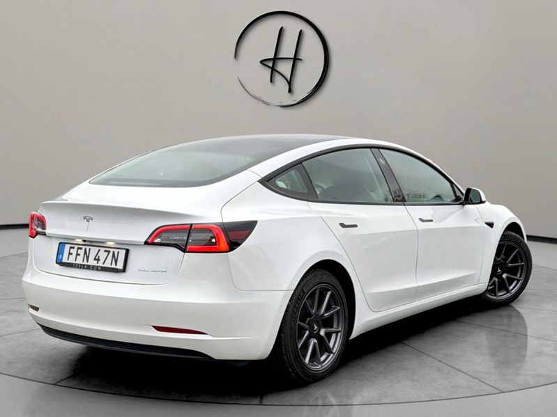 Tesla Model 3 bild 5