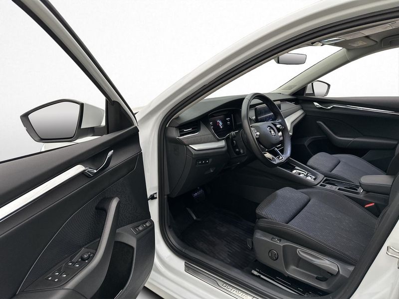Skoda Octavia bild 8