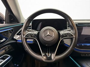 Mercedes E300 bild 10