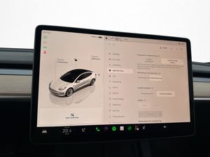 Tesla Model 3 bild 23