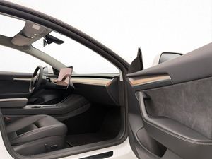 Tesla Model 3 bild 14