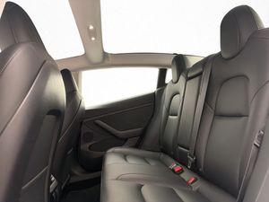 Tesla Model 3 bild 15
