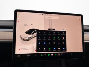 Tesla Model 3 bild 20