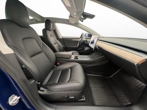 Tesla Model 3 bild 13