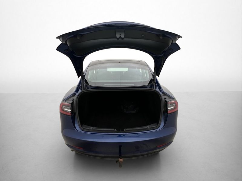 Tesla Model 3 bild 29