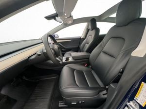 Tesla Model 3 bild 10