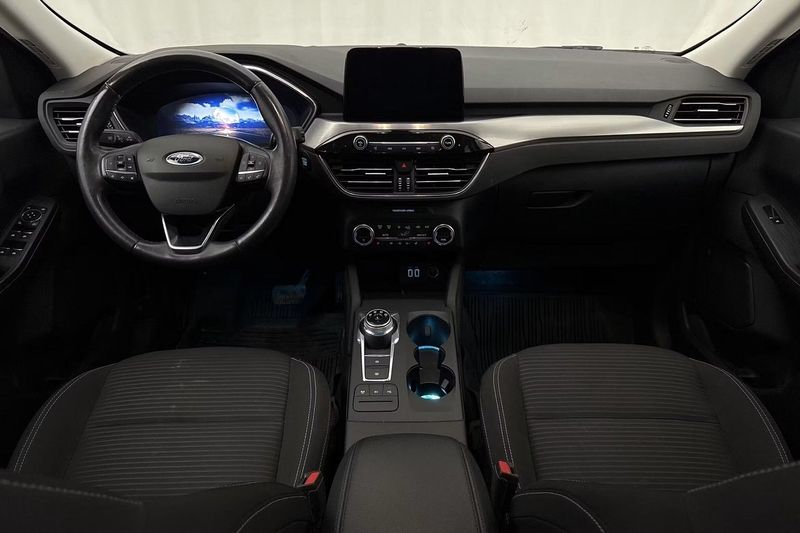 Ford Kuga bild 9