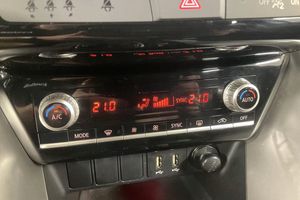 Mitsubishi Eclipse Cross bild 11