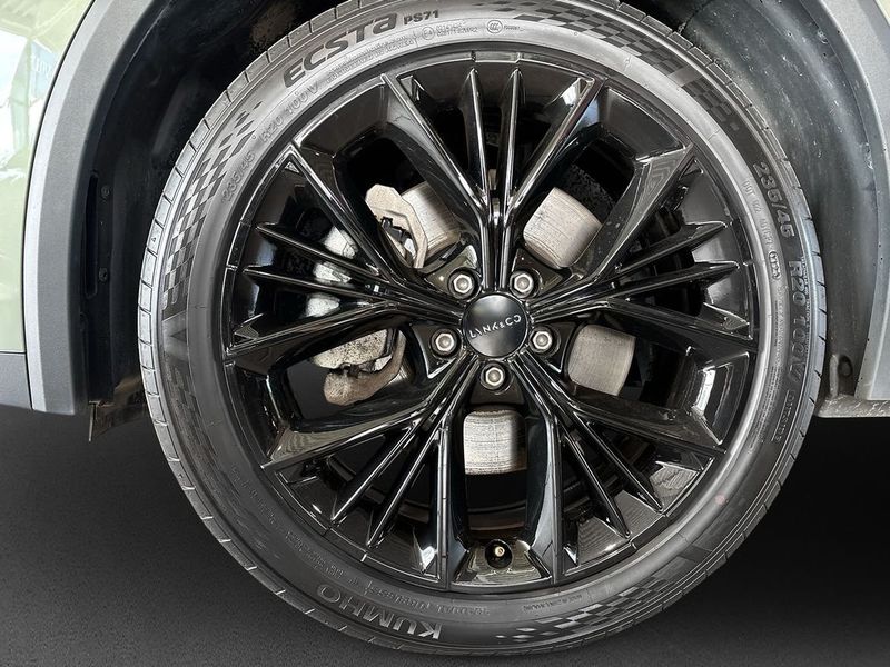 Lynk & Co 01 bild 5