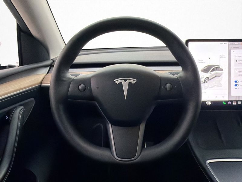 Tesla Model Y bild 12