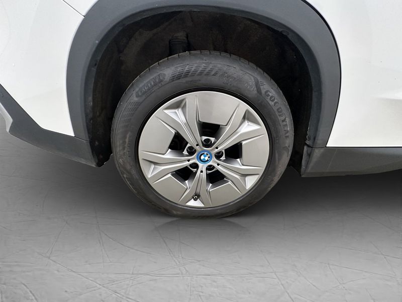 BMW iX1 bild 30