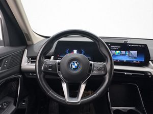 BMW iX1 bild 22
