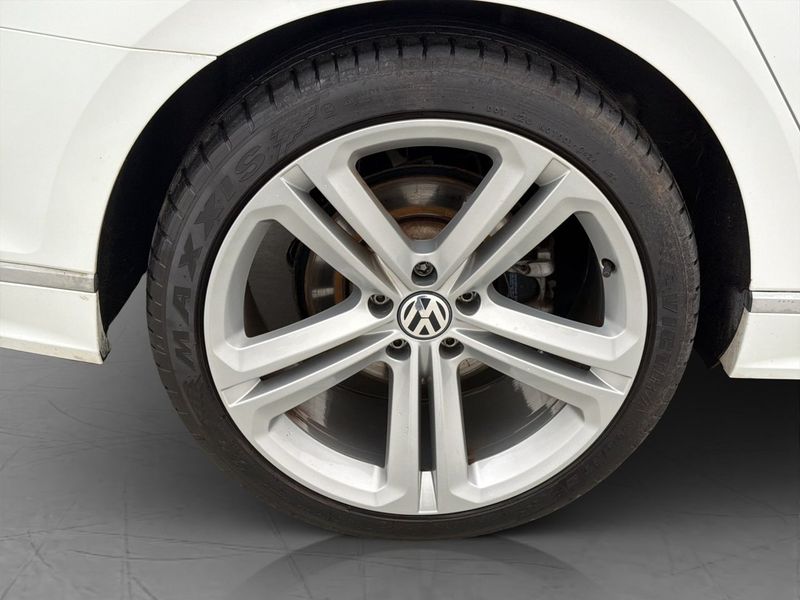 Volkswagen Passat bild 30