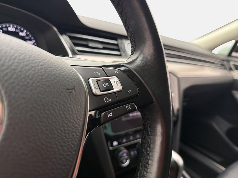 Volkswagen Passat bild 15