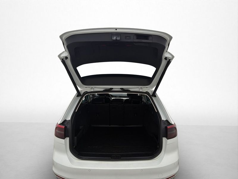 Volkswagen Passat bild 27