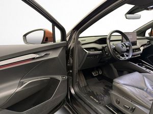 Skoda Enyaq bild 12
