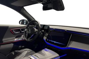 Mercedes E300 bild 9