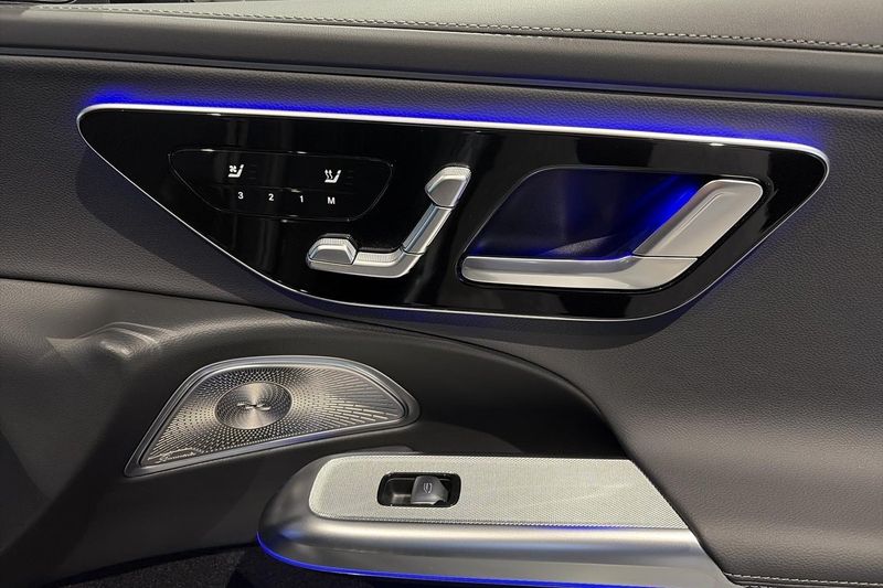 Mercedes E300 bild 6