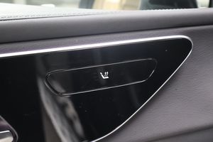 Mercedes GLC300 bild 16