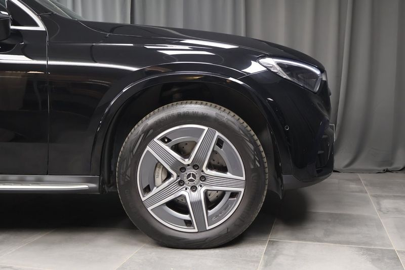 Mercedes GLC300 bild 6