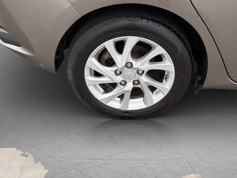 Toyota Auris bild 25
