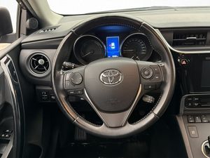 Toyota Auris bild 13