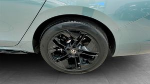 Volkswagen Passat bild 6