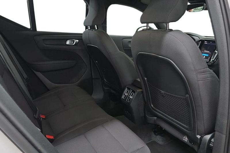 Volvo EX40 bild 9
