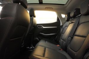 MG ZS EV bild 9