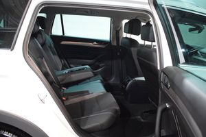 Volkswagen Passat bild 15