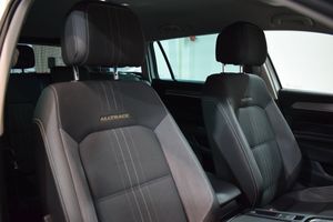 Volkswagen Passat bild 14