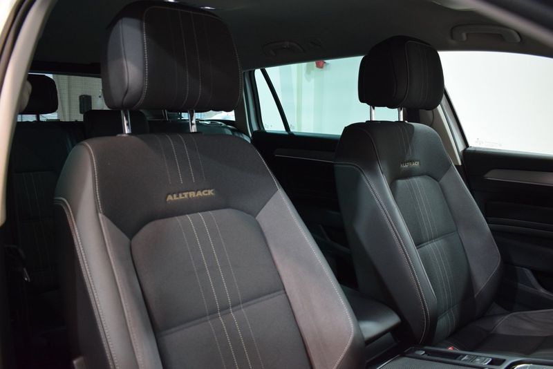 Volkswagen Passat bild 14