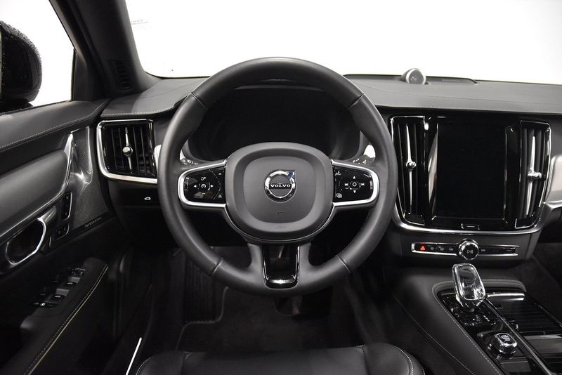 Volvo S90 bild 2