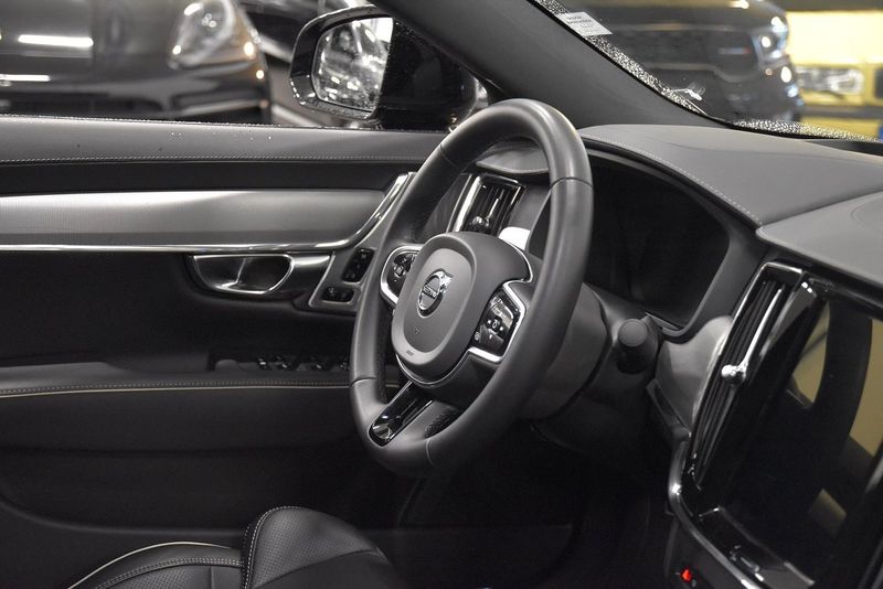 Volvo S90 bild 8