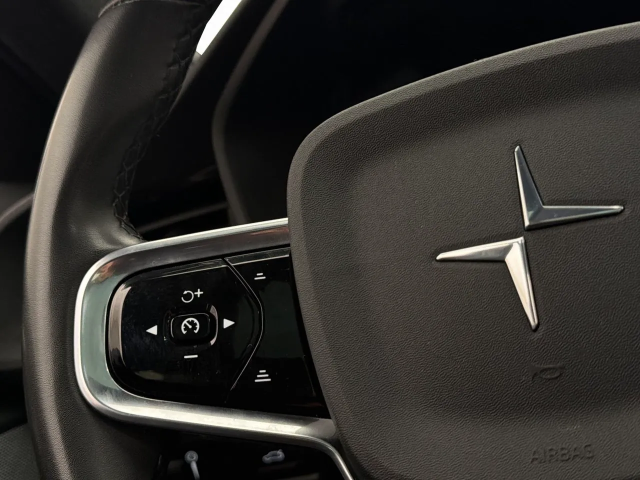 Polestar 2 bild 30