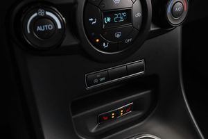 Ford Fiesta bild 25