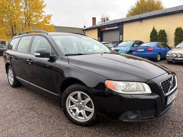 Volvo V70 2.5T Momentum Dragkrok/M-Värmare - 2008