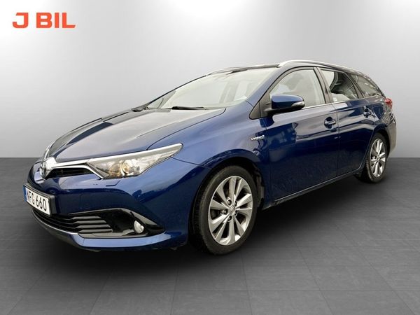 Toyota Auris Active Touring Sport Hybrid 136hk Aut B-KAMERA - 2016