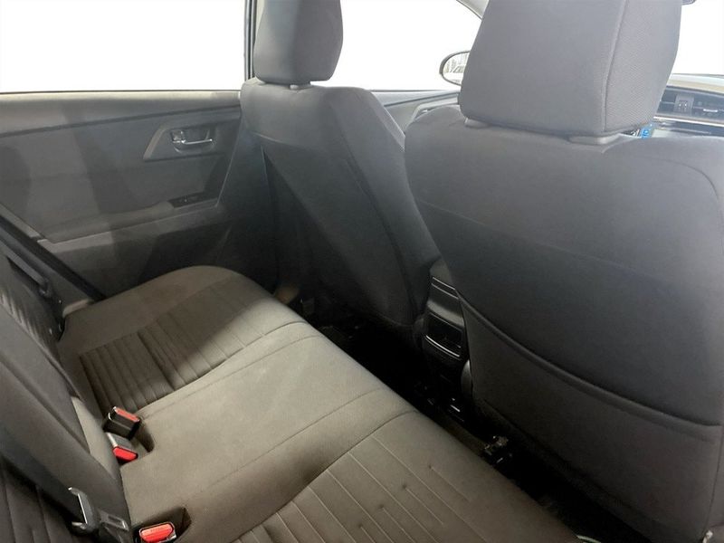 Toyota Auris bild 12