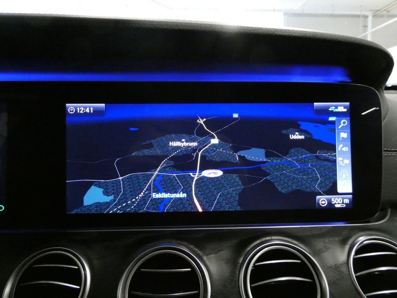 Mercedes E300 bild 15