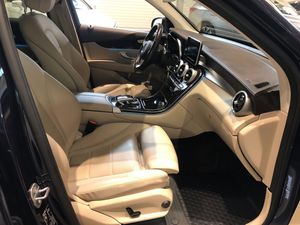 Mercedes GLC220 bild 5